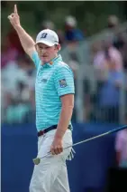  ?? ASSOCIATED PRESS ?? Brandt Snedeker raises his arm after sinking an eagle putt on the 15th hole during his round of 67.