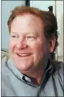  ?? DAVE SAMSON — THE ASSOCIATED
PRESS FILE ?? This file photo shows radio talk-show host Ed Schultz in Fargo, N.D. Schulz, whose career took him from quarterbac­king at a Minnesota college to national radio and television, died Thursday in Washington, D.C. He was 64.