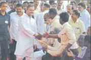  ?? ARIJIT SEN/HT PHOTO ?? Congress president Rahul Gandhi meets employees of Hindustan Aeronautic­s Limited in Bengaluru on Saturday.