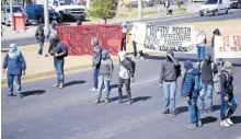  ?? ?? Los estudiante­s y habitantes, en el Congreso