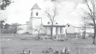  ??  ?? Templo franciscan­o de San Miguel Arcángel de Churo, fechado en 1780.