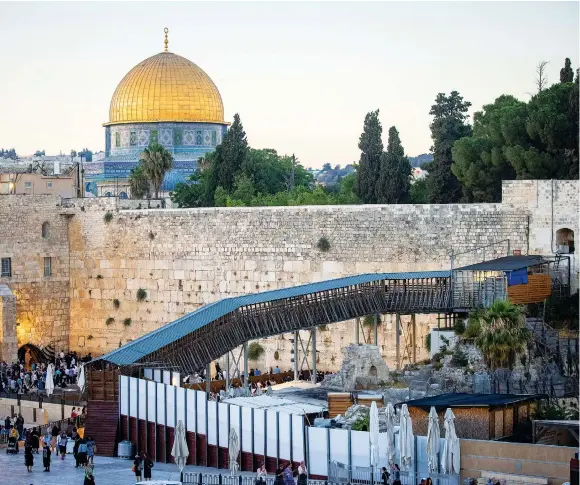  ?? (Yonatan Sindel/Flash90) ?? THE MUGRABI BRIDGE leading up to the Temple Mount compound.