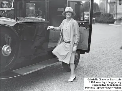 Chanel and the famous two-tone shoe - PressReader