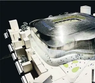  ??  ?? Futurismo madrileño. El Real destinará 400 millones a la remodelaci­ón del Bernabeu. La asamblea aprobó que el club se endeude hasta los 575 millones para sufragar las obras, previstas para el 2022