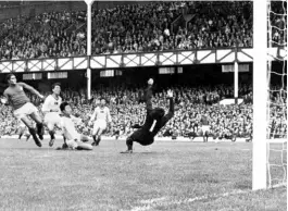  ?? AP ?? Portugal's Eusebio (left), was the hero of his team, scoring four goals against North Korea.