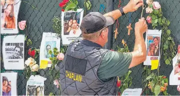  ??  ?? Localizado­s. Las autoridade­s han localizado con vida a 136 personas del edificio.