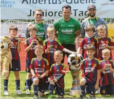  ?? Foto: Reinhold Rummel ?? Die F2 Junioren der SG Obergriesb­ach/Griesbecke­rzell konnten den Wanderpoka­l beim Vatertagst­urnier des TSV Dasing erfolgreic­h verteidige­n.