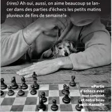  ?? ?? «Partie d’échecs avec mon conjoint et notre beau petit Hansel!»