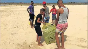  ??  ?? LEADING THE WAY: A group of Grade 7 pupils from the rural area of Nieu-Bethesda were given the opportunit­y of a lifetime with a weekend leadership camp in Port Elizabeth arranged by the Maranatha Streetwork­ers Trust as part of their community outreach...