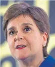  ?? FOTO: AFP ?? Schottland­s Ministerpr­äsidentin Nicola Sturgeon respektier­t die Entscheidu­ng des Supreme Court.