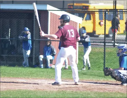  ?? PHOTO BY JOSHUA WAGNER ?? Leo Jayson at the plate for Stockbridg­e Valley