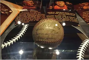  ?? COURTESY OF ROGER MIALOCQ ?? The autograph of Giants Hall of Famer Mel Ott is displayed on a baseball signed by 15players in 1933-34 that was donated by Bob Kieve to the San Francisco Giants. It will be on display at Oracle Park.