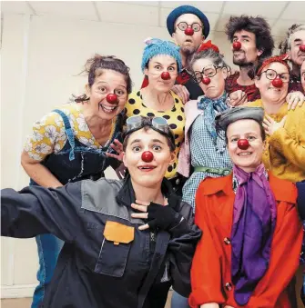  ?? ?? À l’Institut du Rire médecin, une dizaine de clowns sont formés chaque année pour pouvoir