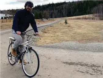  ?? HANDOUT PHOTO ?? UNBC planning student Kyle Ross has organized a group ride with the Prince George Cycling Club this past Saturday to highlight the need for better cycling infrastruc­ture in Prince George.