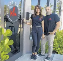  ?? SOUTH FLORIDA SUN SENTINEL MICHAEL LAUGHLIN/ ?? Fat Tap Beer Bar and Eatery owners Yvette and Robert Robayna stand outside their new building on North Dixie Highway in May. Six months later, the brewery and kitchen have abruptly shut down.