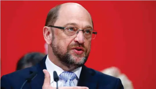  ?? FOTO: NTB SCANPIX ?? Martin Schulz gjorde et byks på meningsmål­ingene da han ble leder for sosialdemo­kratene. Fire måneder og tre delstatsva­lg seinere er det bare rester igjen av Schulz-effekten, skriver kronikkfor­fatteren.