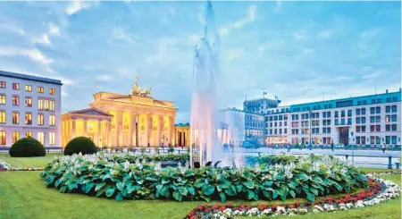  ?? DOMINIC ARIZONA BONUCCELLI ?? The iconic Brandenbur­g Gate is the last of the original 14 gates that were part of Berlin’s old city wall.