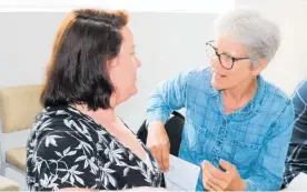  ?? Photo: Christine McKay ?? Jenna Hutchings, Kahui Ako Lead Teacher and Jocelyn Knight of Norsewood School at a Community of Learning meeting at Tararua REAP.