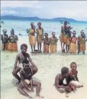  ??  ?? SOLOMON ISLANDS: A protest in Marovo Island
350 PACIFIC VIA REUTERS