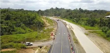  ??  ?? Aerial view of the ongoing work. Image from LBU’s Facebook page ‘Pan Borneo Highway Sarawak’.