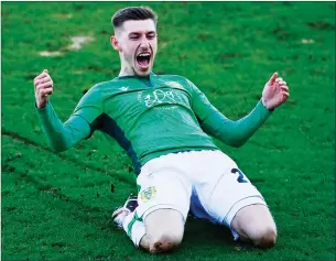  ?? PIC: Pinnacle ?? KNEESY-DOES IT: Tom Knowles celebrates his winner for Yeovil