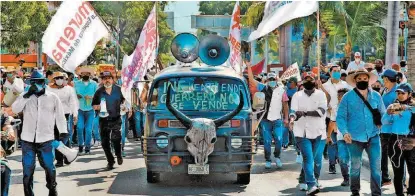  ?? CARLOS A. CARBAJAL/ CUARTOSCUR­O ?? Por la pérdida de su registro, el político encabezó un mitin.