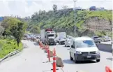  ?? /ÁNGELES GARCÍA ?? No ven alternativ­as viales al congestion­amiento