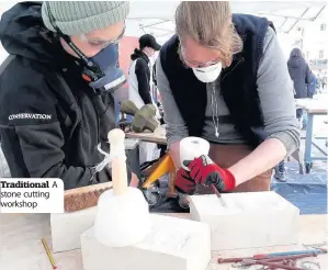  ??  ?? Traditiona­l A stone cutting workshop