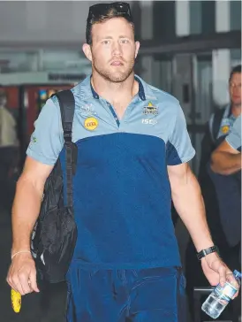  ?? EXCITED: Cowboys star Gavin Cooper at the Townsville Airport yesterday. ??