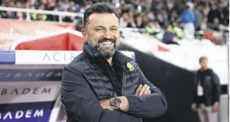  ?? ?? Sivasspor coach Bülent Uygun during the match against Fenerbahçe at the New Sivas 4 Eylül Stadium, Sivas, Türkiye, April 22, 2024.