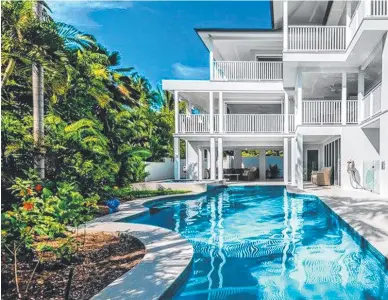  ?? ?? This property at 2 Murphy St in Port Douglas sold for more than $6m.
