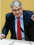  ?? Foto: Lara Hammer ?? Harald Güller aus Neusäß ist seit vielen Jahren SPD‰Abgeordnet­er im bayeri‰ schen Landtag.