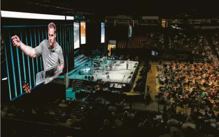  ?? Jon Shapley / Staff photograph­er ?? David Platt speaks at the Pastors’ Conference on the eve of the Southern Baptist Convention meeting in Birmingham, Ala.