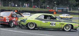  ??  ?? Ouch – that’s gotta hurt. Putting the boot in at Brands Hatch in 2018