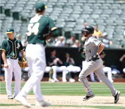  ??  ?? Matt Davidson hit his 18th home run in the fifth inning Wednesday, tying him for the second- most by a Sox rookie. | GETTY IMAGES