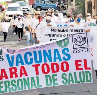  ?? DAVID BELLO ?? Por tercera ocasión personal de salud se manifestó