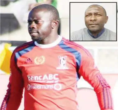  ??  ?? Highlander­s goalminder Ariel “Mangoye” Sibanda. INSET: Japhet ‘‘Shot Cat’’ Mparutsa