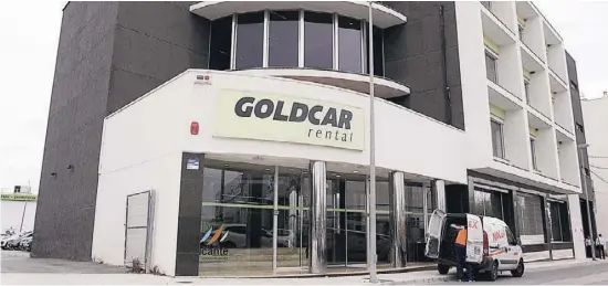  ?? Foto: Ángel García ?? Die Mietwagenf­irmen Goldcar und Centauro konnten ihre Strafen wegen Preisabspr­achen reduzieren.