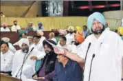  ?? RAVI KUMAR/HT ?? ■ Chief minister Capt Amarinder Singh speaking during the assembly session on Tuesday.