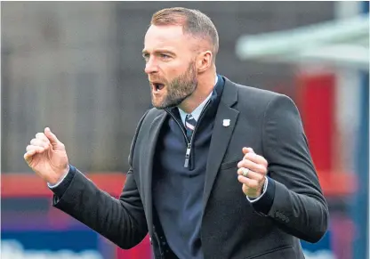  ?? Picture: SNS. ?? James McPake wants Dundee to repeat their level of performanc­e from last Friday’s win over Ayr United when they take on Alloa Athletic this evening.