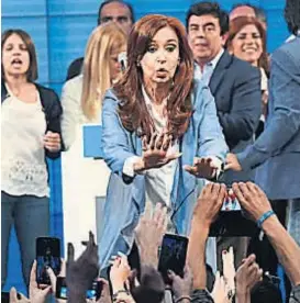  ?? (TÉLAM) ?? Vaso medio lleno. Cristina rescató la cantidad de votos obtenida.