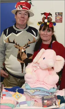  ??  ?? Maria and Leslie Fagan at the Christmas Fair At Scoil Oilibheir Naofa Laytown