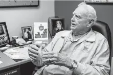  ?? Brett Coomer / Staff photograph­er ?? Former UH football coach Bill Yeoman, 91, was victimized for $1.2 million after believing for years that he had invested wisely with David Salinas.