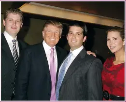  ??  ?? Donald och Ivana har barnen Donald Trump Jr, Eric och Ivanka ihop.