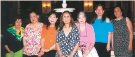  ??  ?? WELCOME DINNER. Fil-American Cebuana writer/author Cecilia Manguerra “Baby” Brainard (fourth from left) was honoree at a welcome dinner at Casino Español de Cebu. Seated from left, CVU, Lucy Franco-Garcia, Helen Franco-Misa, Terry Manguerra, Chona...