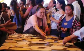  ??  ?? Los 50 puestos ofrecieron el antojito a más de 100 mil visitantes.