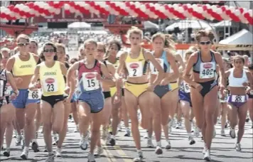  ?? Michael P. farrell / times union archive ?? Cheri Goddard-kenah (2) held the lead most of the way in winning the 1999 freihofer’s race.