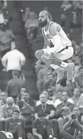  ?? MICHAEL CHOW/AZCENTRAL SPORTS ?? Suns center Tyson Chandler jumps in the air before playing the Trail Blazers in a preseason game on Wednesday.