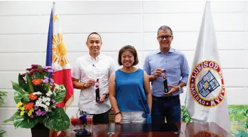  ??  ?? LEFT TO RIGHT: Atty. Tristan Dwight Domingo – Assistant City Administra­tion for Admin, Princess Galura – General Manager of Sunrise Events, Rico Manuel – Business Developmen­t Head for Mindanao, and Assistant Vice President - Ayala Land, Inc.