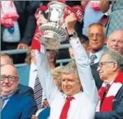  ??  ?? Arsenal’s Arsene Wenger became the most successful manager in the FA Cup after beating Chelsea in the final on Saturday. AFP PHOTO